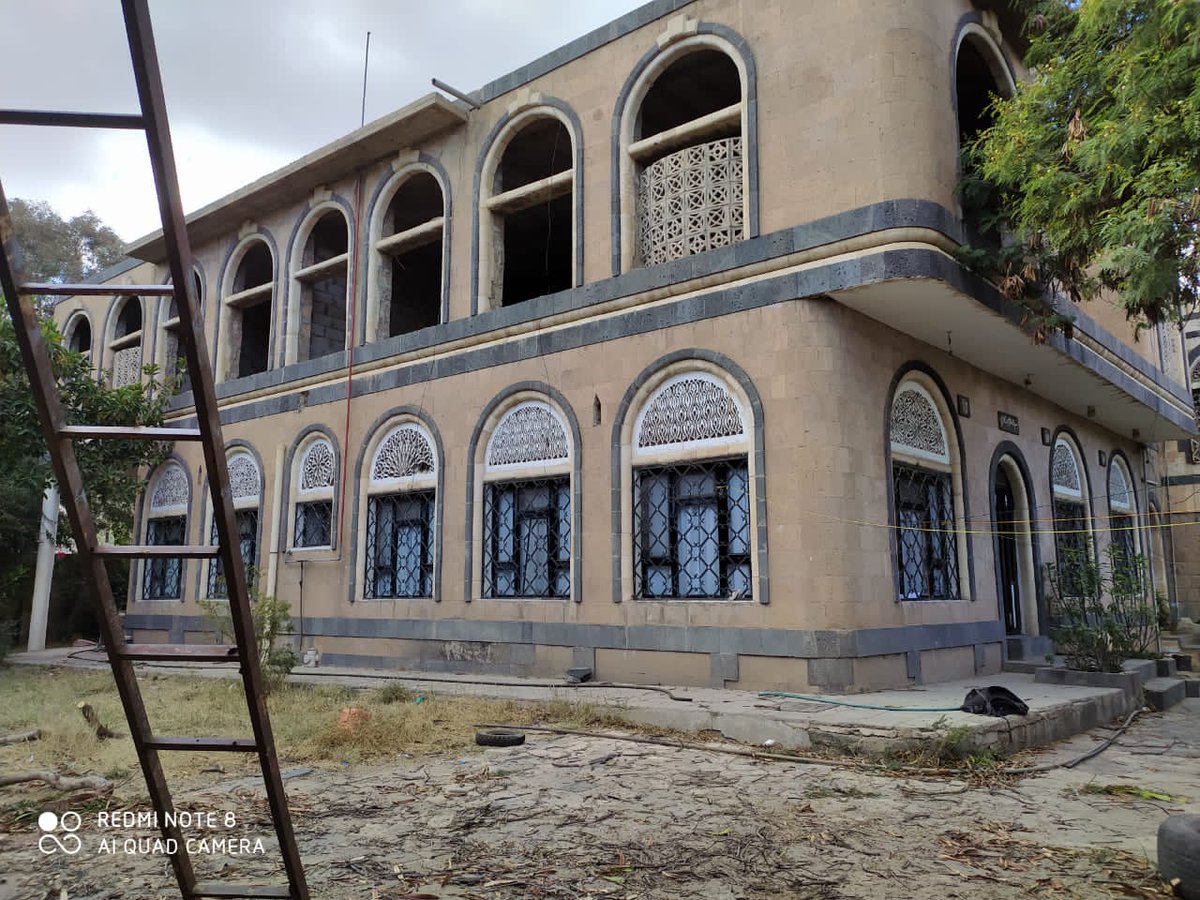 Yemen_Real_Esta's tweet photo. للبيع فلة ملكية مع الحوش
في 20 لبنة حر
الموقع الستين
خلف سيتي ماكس
علئ شارع 16م
قريب جداً من شارع الستين
السعر النهائي 800 مليون
لـ البيت مدخلين
4 غرف، 2صالات كبار، 2حمامات ،1مطبخ
1ديوان ، 1صالة صغيرة تبع المطبخ
(البدرم ) ،1حمام ، 1مطبخ ، 1مخزن ،1صاله
للإتصال ◄ ☎️ 771636413 https://t.co/0GuQrqnGyj