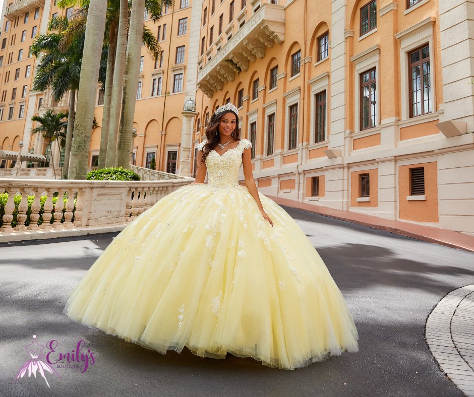 two yards lace styles