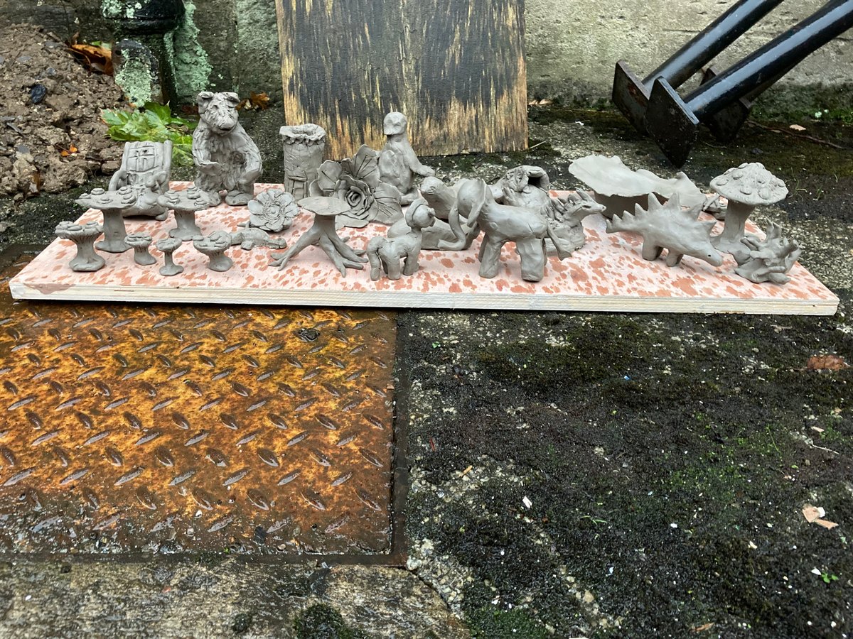 NatMiningMuseum's tweet photo. Sat 12th Feb is sculpture making day! Free activity, suitable for all ages, no experience needed, access to our Climate Change exhibition from @BritGeoSurvey & Weathering Earth installation too! More info: https://t.co/MUJ4MORw8B
#ClimateBeacon #ClimateNeedsCulture #Midlothian https://t.co/QuEakh8bUb
