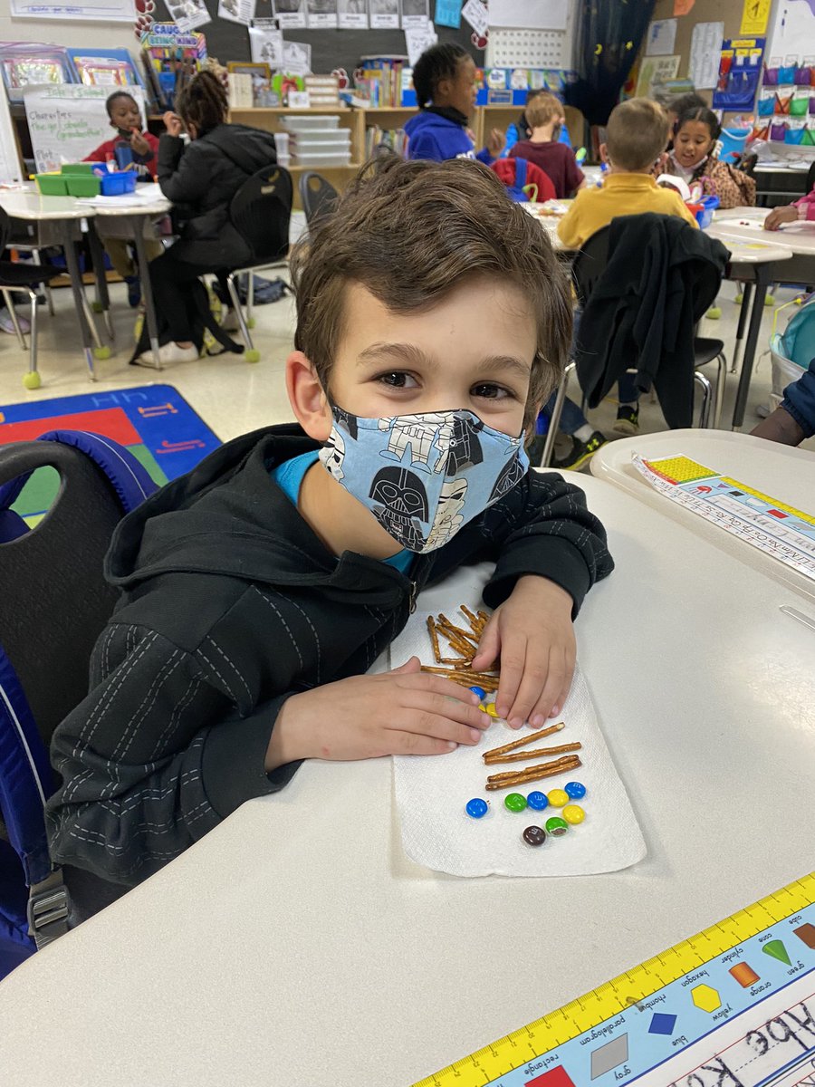 as i was passing out a snack today, this guy mentioned that we could use the pretzels and m&amp;ms as tens and ones. (we’ve been learning about place value) 🤯 why didn’t i think of that!? way to go, abe! <a href="/StarkvilleSD/">Starkville Schools</a> <a href="/SudduthJackets/">Principal Abraham</a>