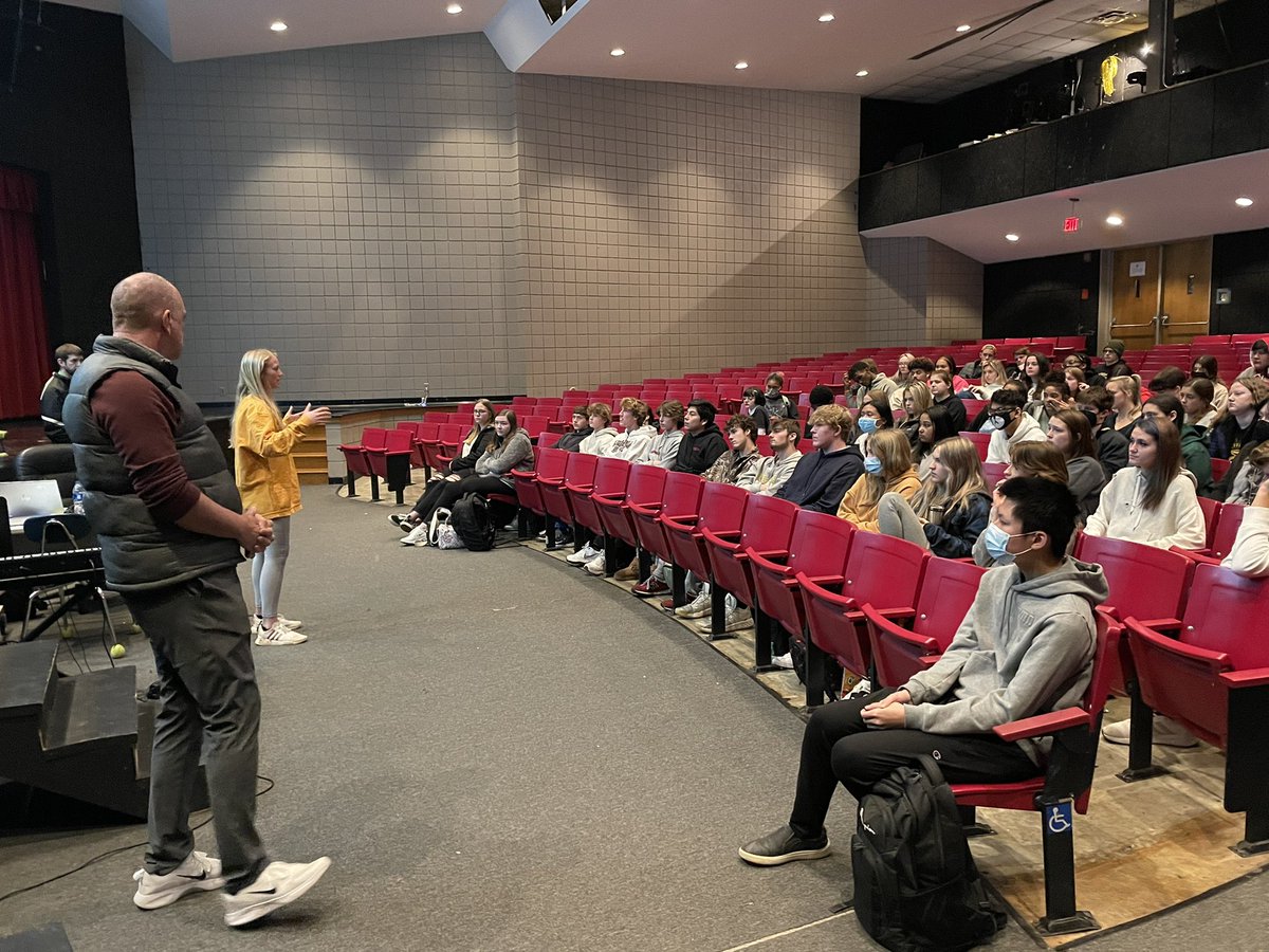 We ❤️ to see <a href="/RiverdaleHighTN/">Riverdale HS</a> student, Esther McFarlin encouraging our IM3 students to take advantage of Dual Enrollment and AP Math courses next year! Thank you Coach Arman and Coach Paris for putting such an informative presentation together!