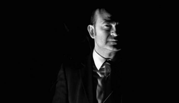 RandyTempest's tweet photo. Dr. Roy Earle is paying a visit to Blaine Manor. The most haunted building in England. Dare you join him?
This Friday #TheHauntingOfBlaineManor @Staff_Gatehouse 7.30pm
Tickets: https://t.co/gI74vpNsS0
@joe_sinful @SupportBritish
Photo @shayster57
#SupportLiveEvents #TheatreUK https://t.co/GRKZlW2zJY