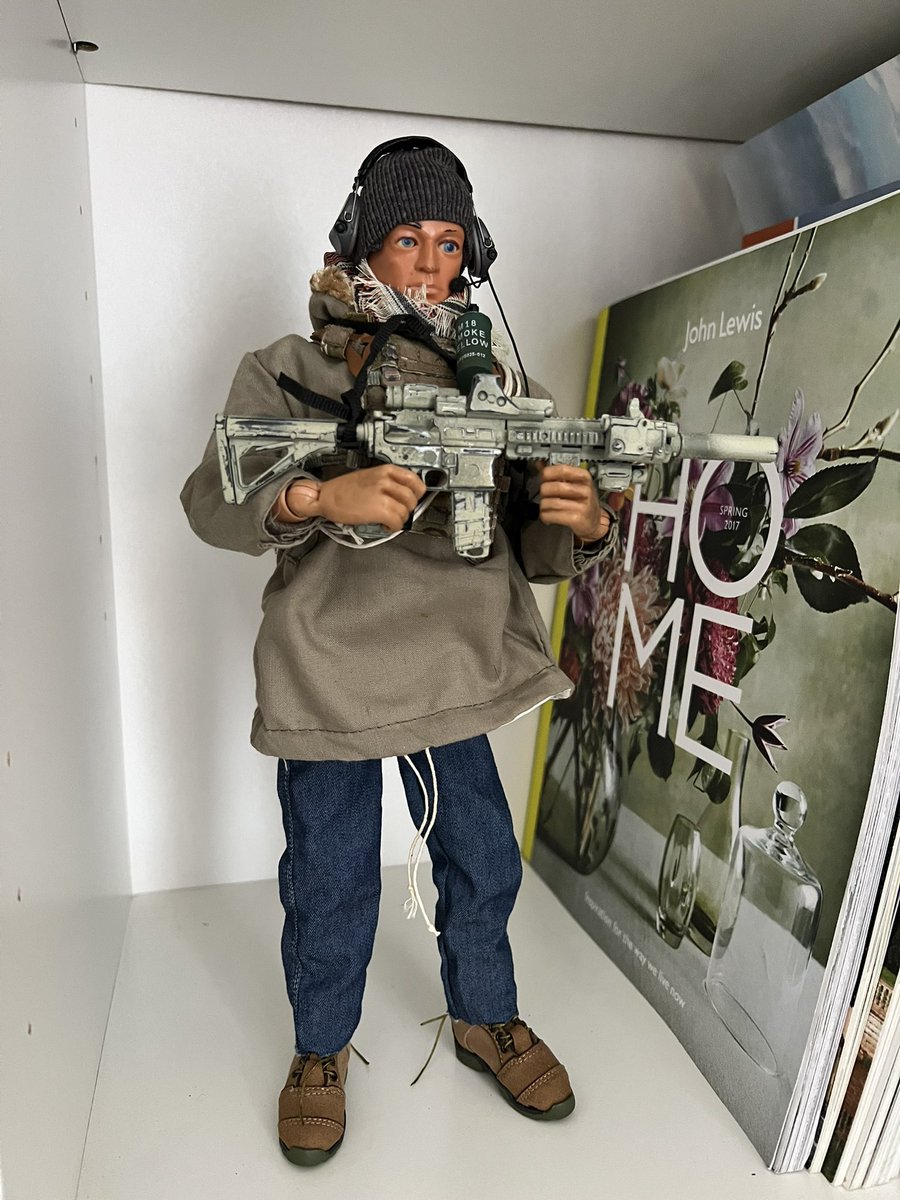 theoldbuilding's tweet photo. @militaryhistori My two dudes are ready! https://t.co/ZZVRfwNcDJ