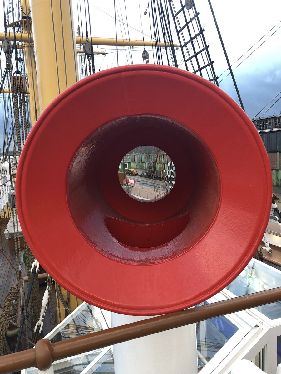 pekingfreunde's tweet photo. #Lufthutze mit Ausblick • #ventpipe w/ a view
#peking
#viermastbarkpeking #freundederviermastbarkpeking #pekingfreunde https://t.co/DjaQ0fst4J