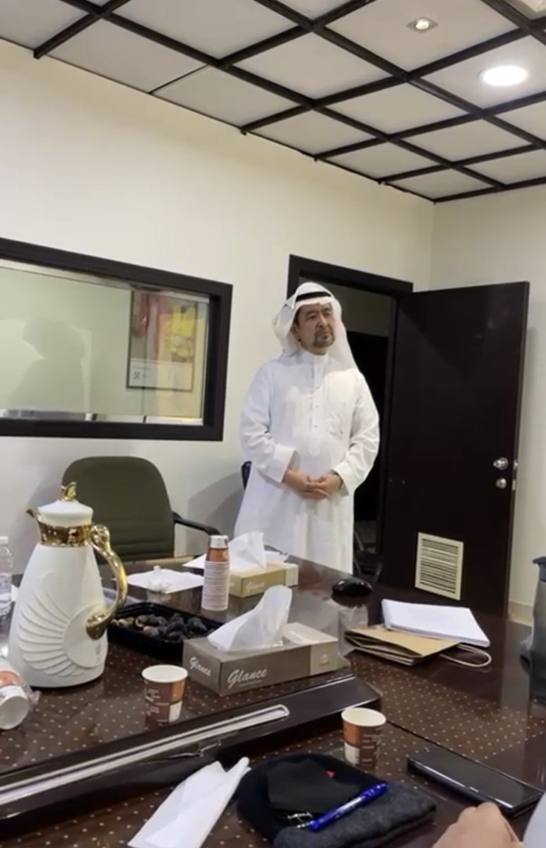 حاضنة الاعمال التطوعية #الهيئة_الملكية_ينبع تستضيف لقاء دار الحكمة التطوعي أحد الفرق المعتمدة في #ينبع_الصناعية لإقامة ورشة عمل  بعنون فلسفة التقاعد لتحقيق حياة متوازنة في مرحلة جديدة شمل اللقاء إستضافة افتراضية لـ د/ نبيل هاشم رئيس قسم القلب بمستشفى الملك فيصل التخصصي.