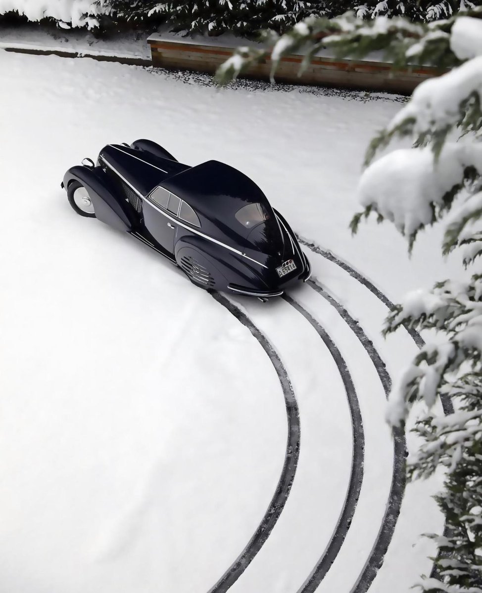 Virage8's tweet photo. Nice evening everyone!
#snow #freshsnow #vintagecar #collectioncar
#thisisvirage8
https://t.co/HDZ7yeQe61
📸 unknown https://t.co/H114aUEjVK