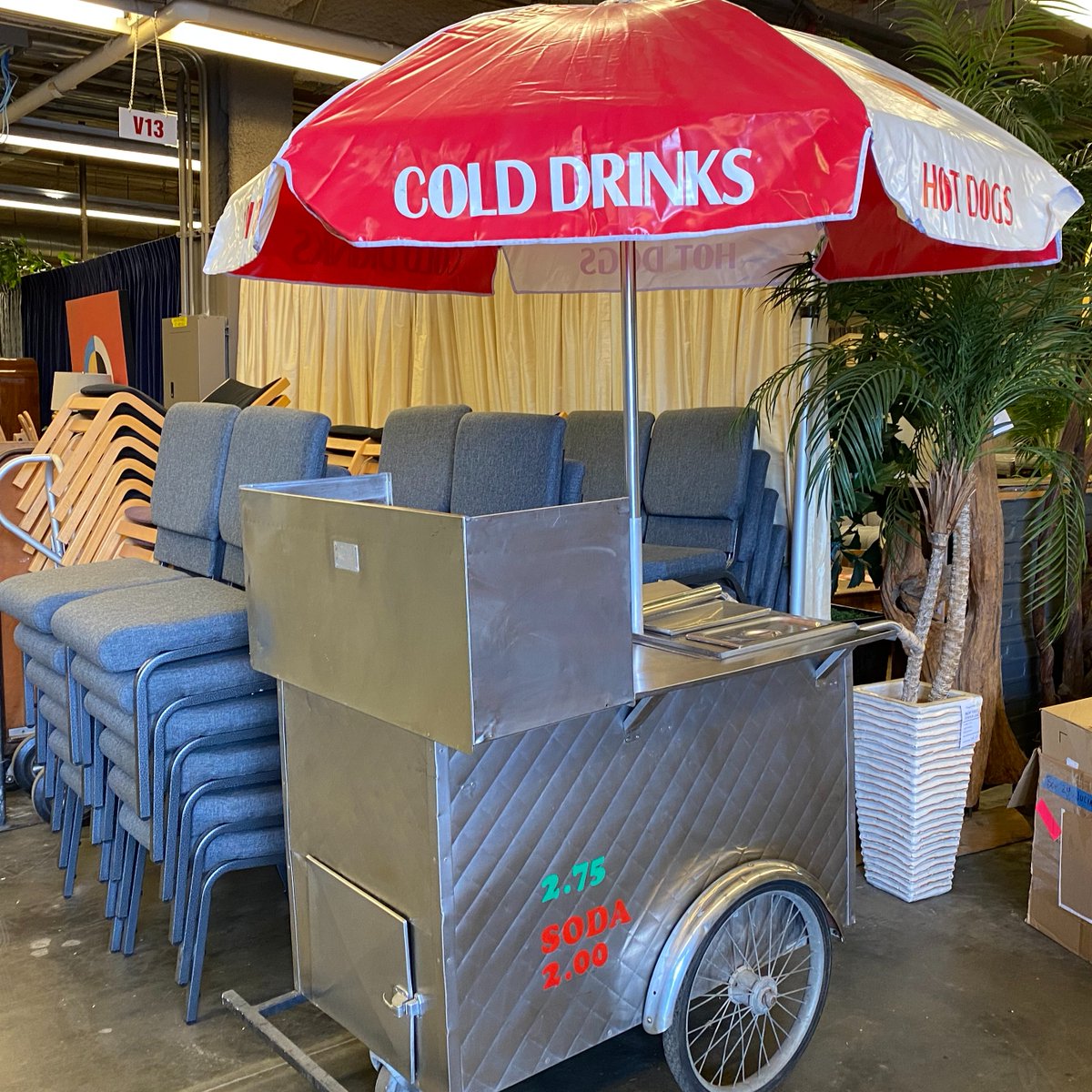 UniStudiosLot's tweet photo. Park one of these authentic carts from Universal Studios Property Department #onset for your next park, street fair or carnival scene.
#StreetVendor #Props #UniversalProperty https://t.co/OUWW5aMLRT