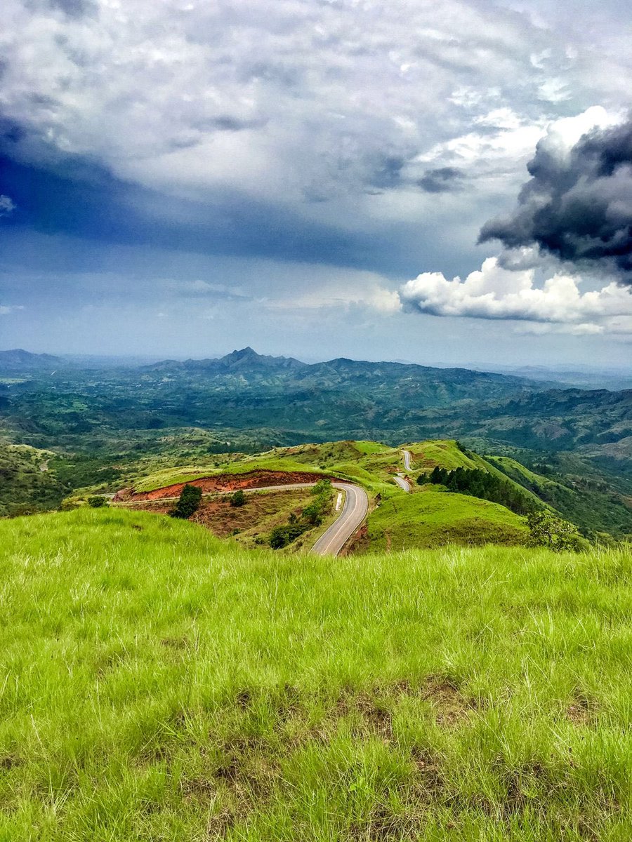 LE_CarlesR's tweet photo. Ven y conoce El Peñón de Olá y disfruta de una vista panorámica de las llanuras Coclesanas y la Península de Azuero.
#ConoceOlá https://t.co/AfipypUQ4t