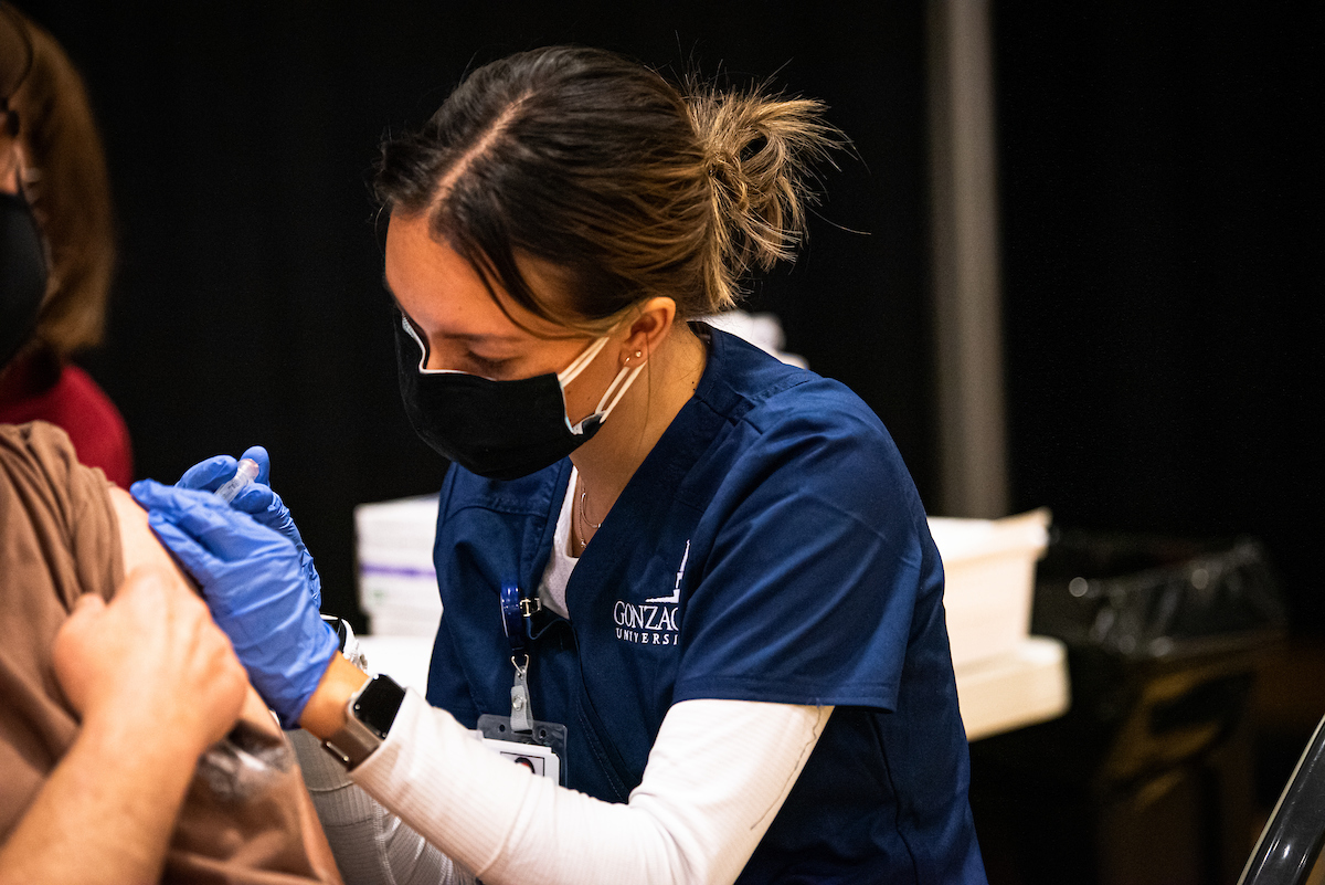 GonzagaU's tweet photo. Hey Zags! There’s room for walk-ins for today’s COVID-19 Booster Clinic in Cataldo Hall. First-come-first-served between 12:30 and 4:30PM. #ZagOn https://t.co/ze2LqxTJsV