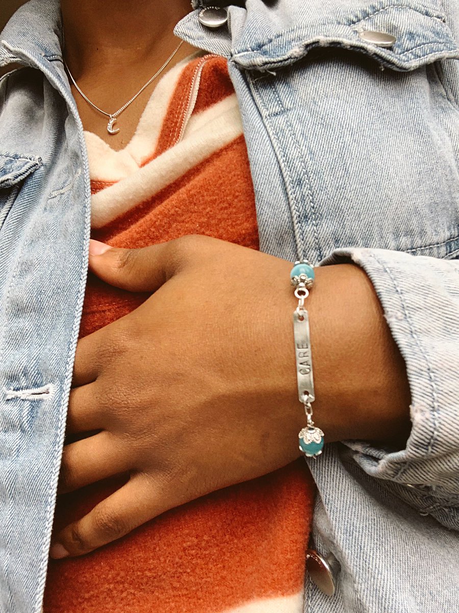 cutenick900's tweet photo. ♡︎𝚂𝚑𝚘𝚠 𝚜𝚘𝚖𝚎 𝚌𝚊𝚛𝚎 𝚝𝚘𝚍𝚊𝚢♡︎  #Tuesday #care #bracelet https://t.co/N1GV5EWXhz