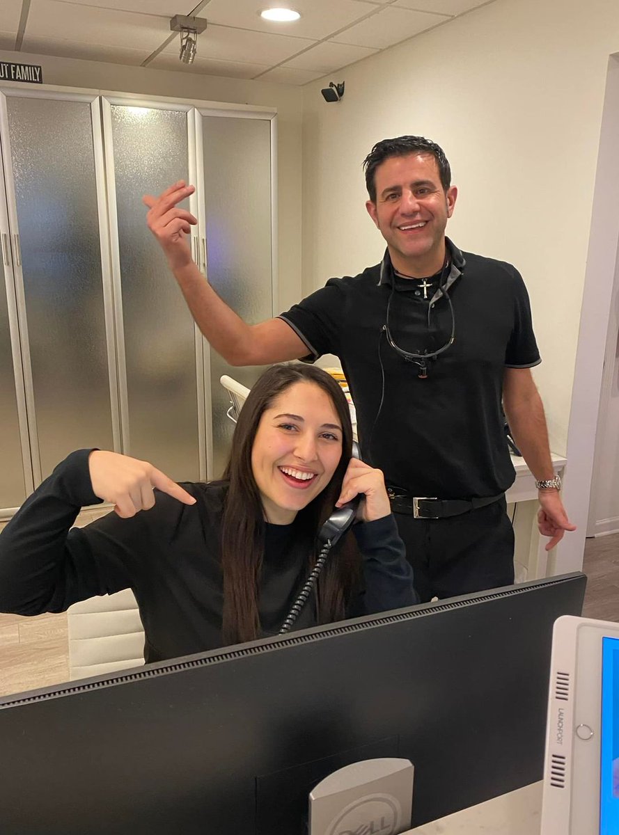 Meet Mia at Dr. Bobby F. Shunnarah’s dental office…
She is our scheduling coordinator and is always ready to answer any questions and help our patients get the appointment they need.  Give her a call today 205-665-2224.
Our staff: Always ready, Always at your service.