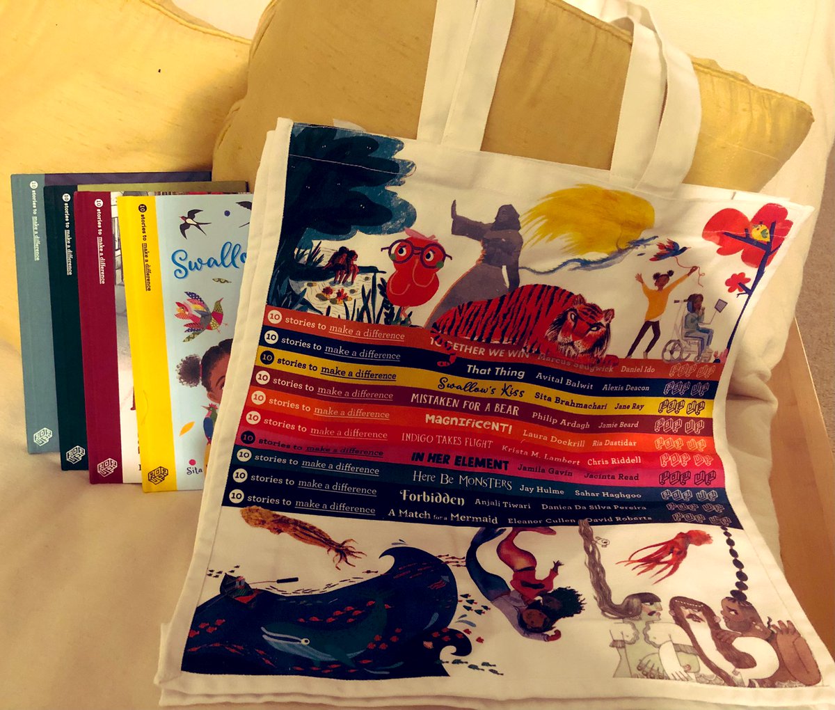 Delighted to receive this beautiful bag to match my remaining @PopUpFestival collection! Thanks- rich texts all - Indigo my fav. <a href="/jonnybid/">Jon Biddle</a> <a href="/OpenUni_RfP/">Reading for Pleasure 🧶</a>