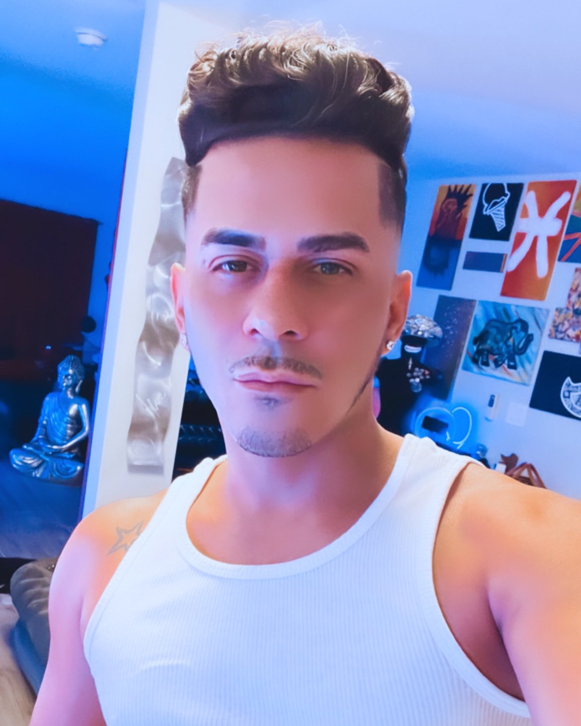 tw-pornstars-cesar-xes-twitter-just-a-normal-selfie-cause-i-never