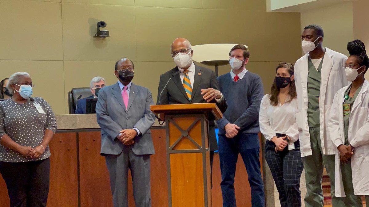 FAMU_1887's tweet photo. #FAMUNews: Thank you to @CityofTLH Commission for recognizing the health care professionals at the #FAMU COVID-19 Testing Site! This proclamation will go down in #FAMUHistory! Congratulations Team! https://t.co/XMW1bj69l8
