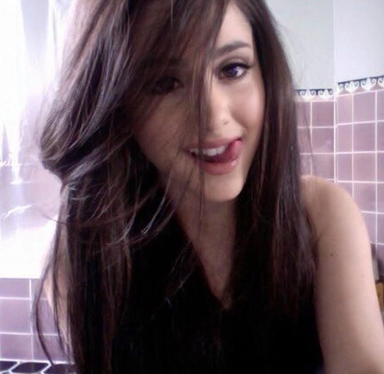 AG THROWBACKS ♡ tweet media