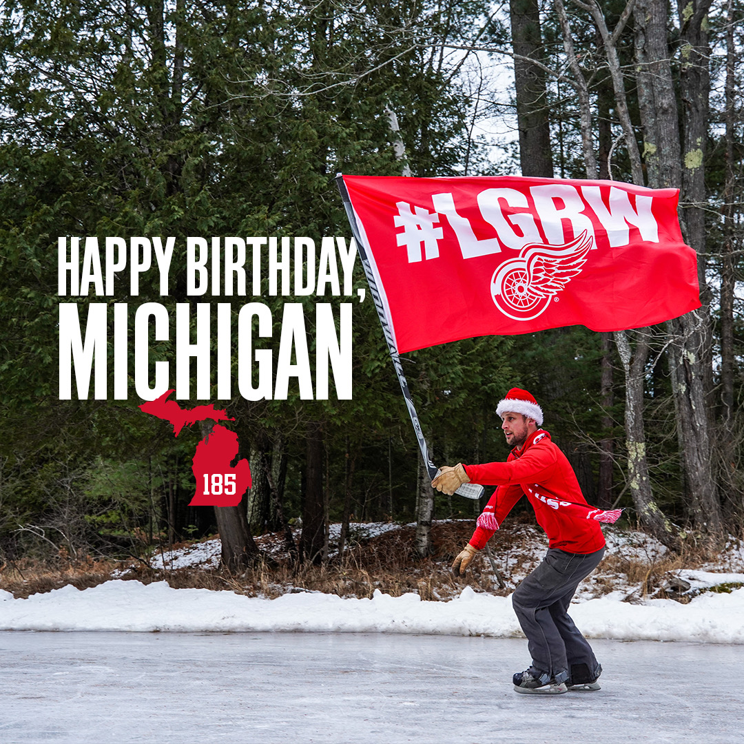 DetroitRedWings's tweet photo. Our home state. ♥️ https://t.co/bXTGa2iNgZ