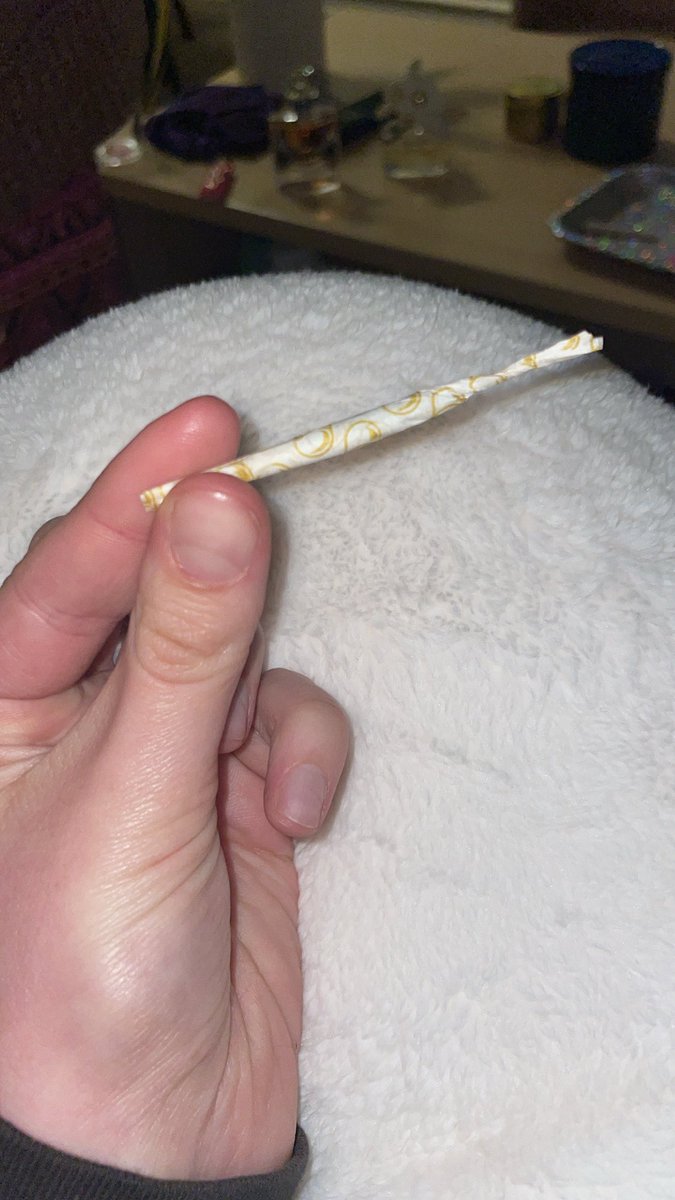 sexyenzyme's tweet photo. Gonna spark this and forget about you 💯 https://t.co/NvzvdWuFwb