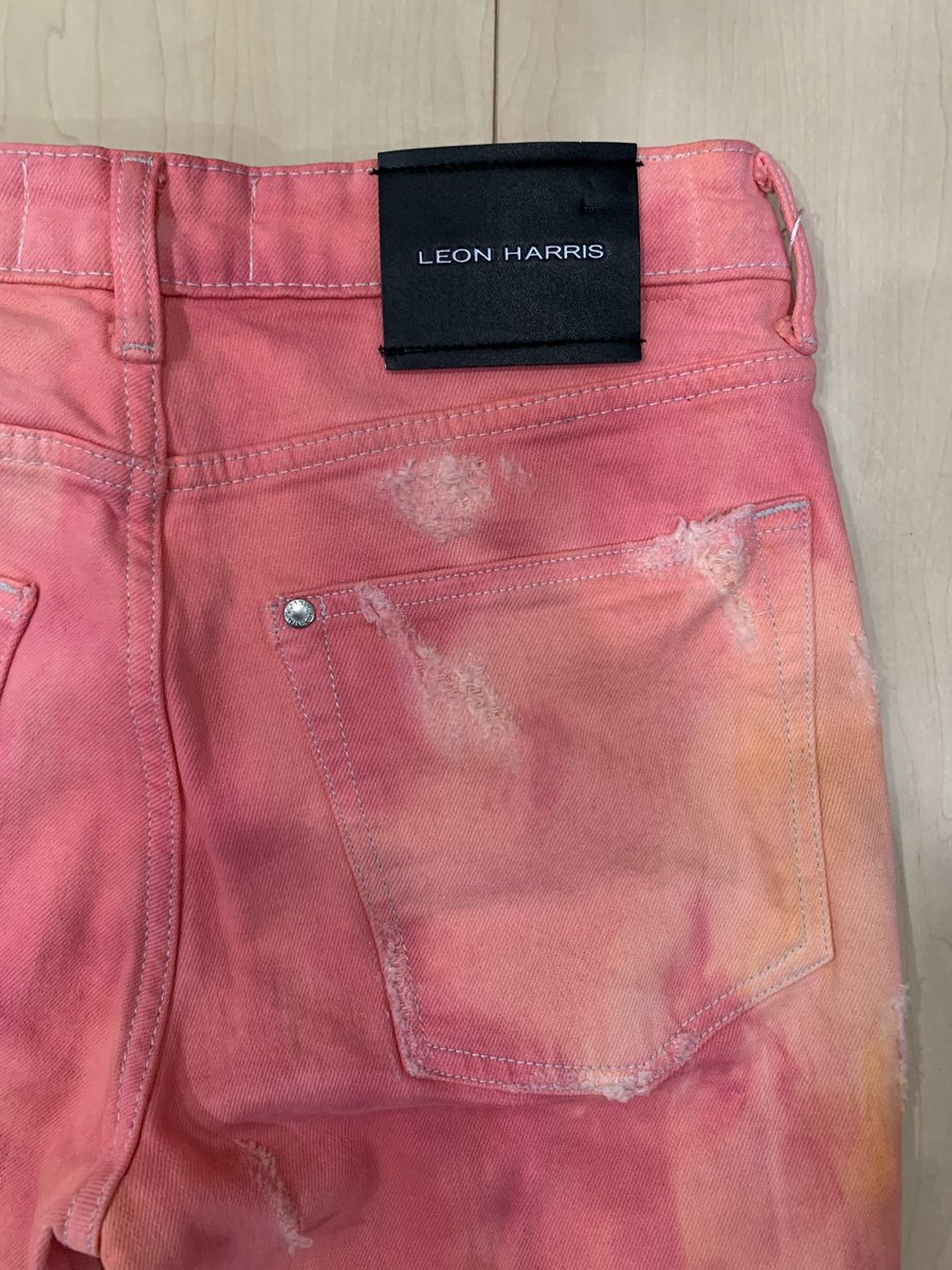mmvertt's tweet photo. 💖👖 https://t.co/mzdZBejSNU