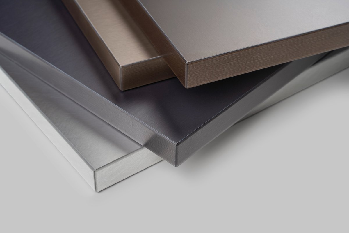 frankadvus's tweet photo. #PressRelease: In response to the growing trend toward metallic surfaces, REHAU has launched its new RAUVISIO ferro™ metallic PET surface line. #InteriorDesign #Architecture #BuildingMaterials https://t.co/8kRepn7BjQ https://t.co/IkJ2dQJBcL