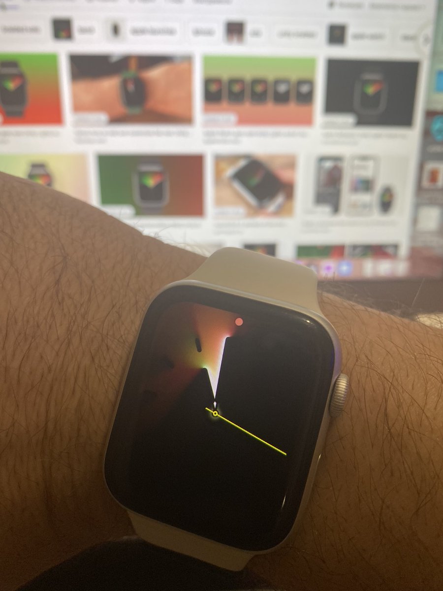 petervanev's tweet photo. Новият watch face - #UnityLights на @Apple Watch е много добър. https://t.co/kRAVMomwBb