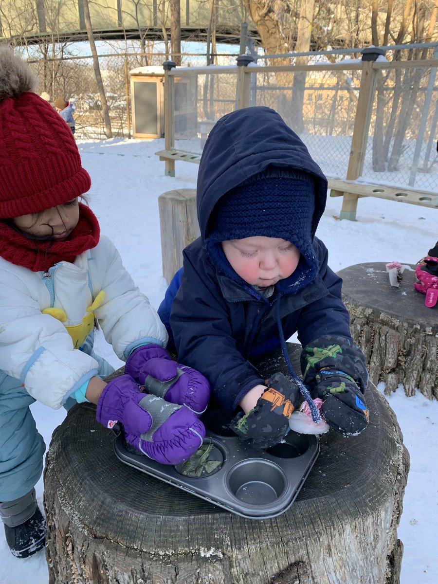 mca_paris03's tweet photo. Snow Fun! #playoutside #winterplay #winterfun #snowfun #snow #toddlers #preppies https://t.co/L6k7vT91y3