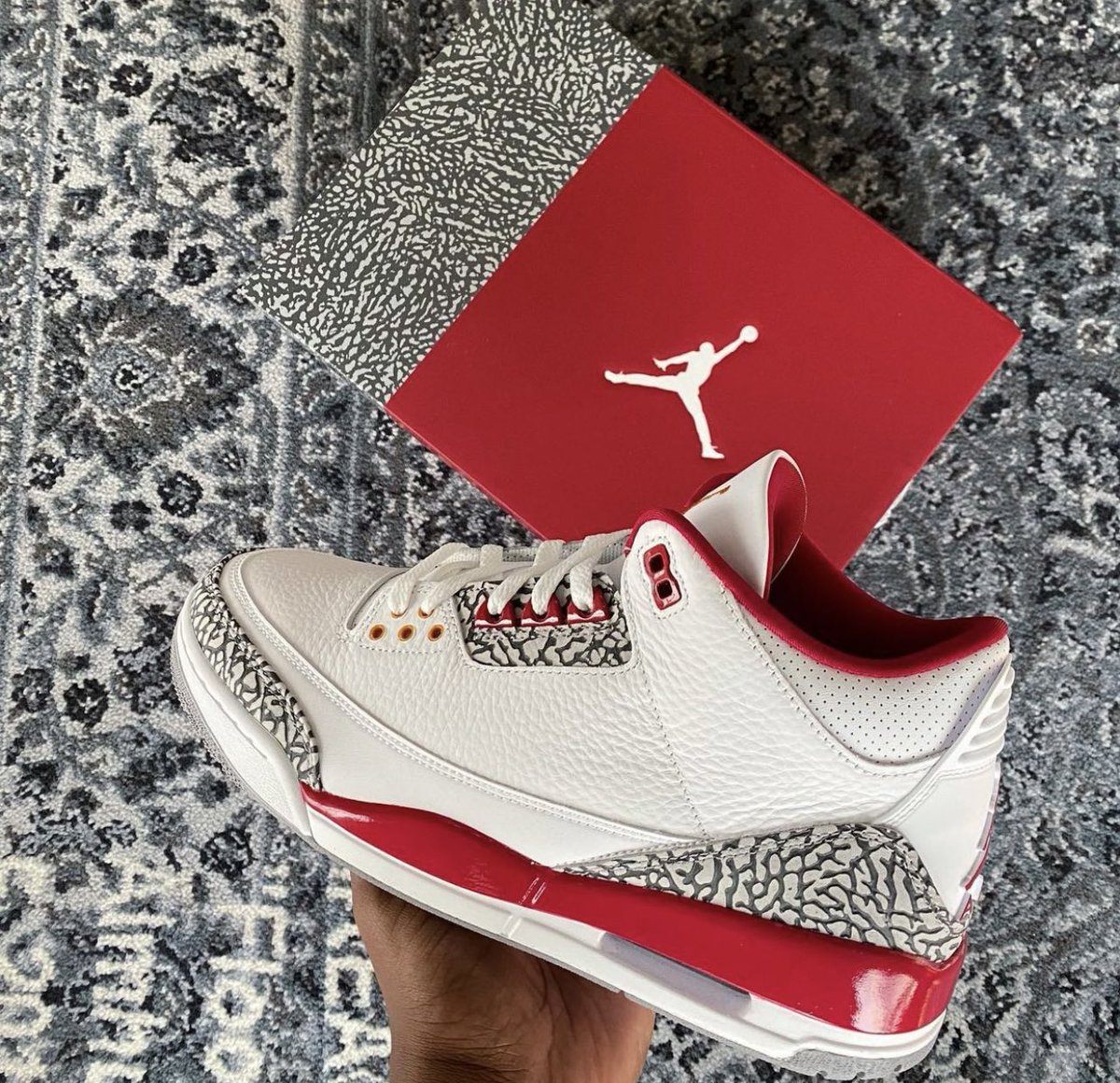Nice Kicks tweet media