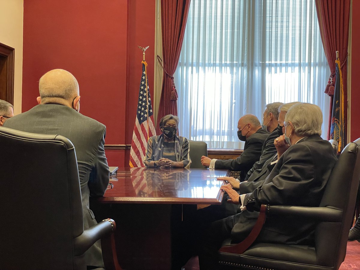 On Monday, the NYS bishops met for their winter meeting in Albany. During their visit, they met with Gov. Hochul and lawmakers at the Capitol, including <a href="/AndreaSCousins/">Sen. Stewart-Cousins</a>, <a href="/SenatorOrtt/">Rob Ortt</a> and <a href="/senatorlanza/">Senator Andrew Lanza</a>