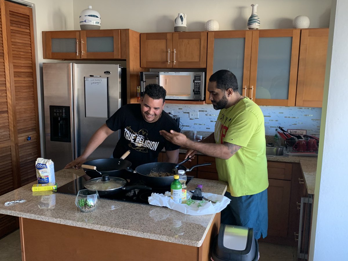 PIPSLLC1's tweet photo. #privatechef life‼️🙏🏿🙌🏿
@nftyfarm we came along way brother‼️ We’re here now. S/o to @TheCryptoCuuk #chefAdonis‼️ Your 5 star meals are superb‼️👐🏿🤌🏿🤤 https://t.co/WnULziWVlf