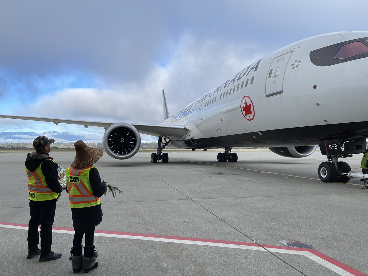 rfilippone's tweet photo. The plane carrying members of Team Canada gets a send off from Musqueum Elders before it leaves for Beijing #Olympics2022 https://t.co/N8dD1ZMpiE