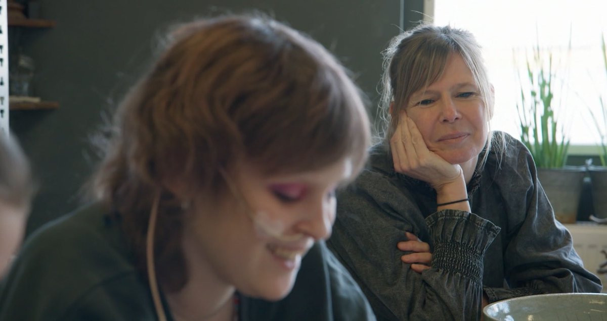 Bedankt voor het kijken naar de vierde aflevering van #overmijnlijk! 

Als je het op een later moment wilt kijken, dan kan dat hier: bit.ly/OML-4