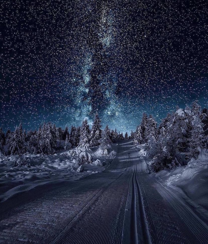 📸 Norveç'te gece.