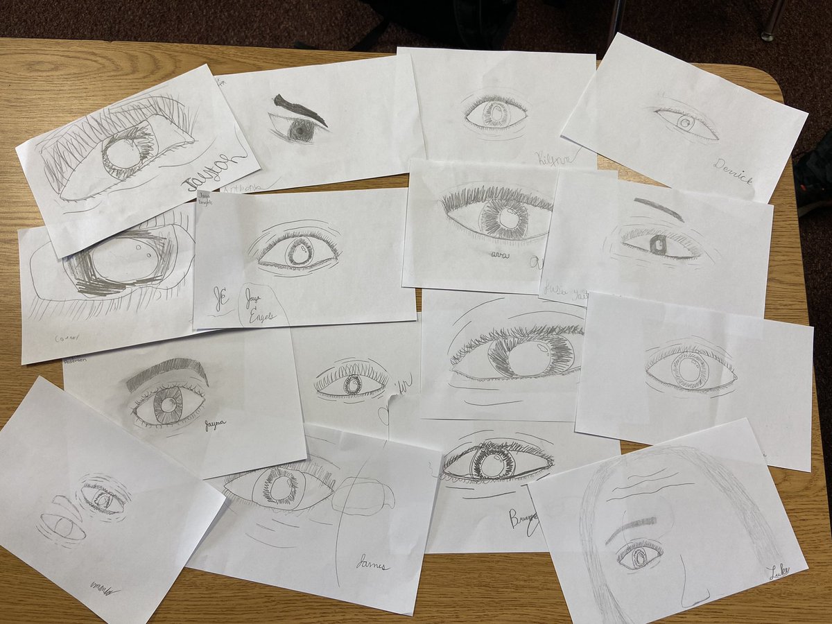 Teach the teacher in SEL class.  Superstar student taught the class how to draw an eye. <a href="/KochCotton/">Cotton Koch</a> <a href="/MadisonMSNews/">MadMiddleSchool</a> #celebratemms