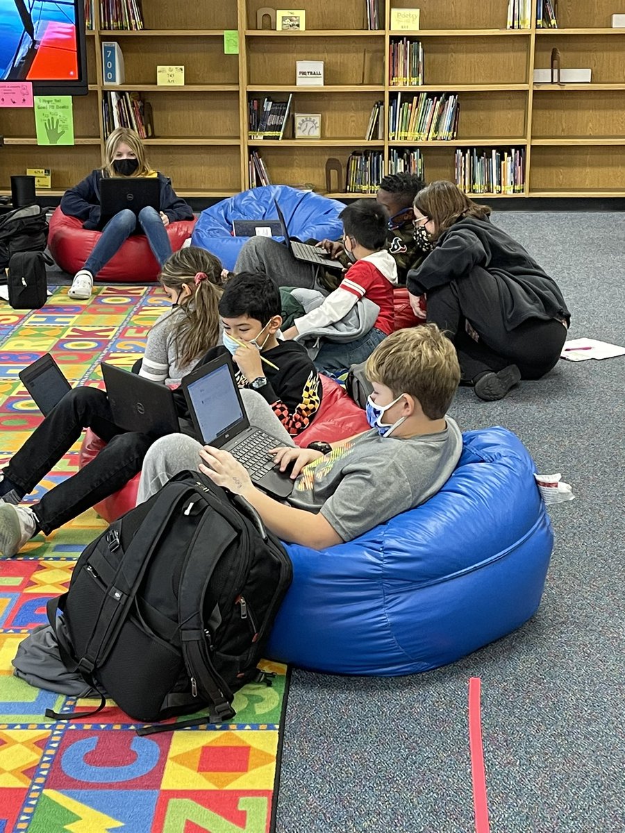 Our Dunn Bears are working on their TPSP projects!! ✅Inquiry. ✅Planning. ✅Collaboration. ✅Student led. I LOVE IT!!! 👏🏽🙌🏽💪🏽 #TeamDunn #CommittedToExcellence <a href="/Dunn_LMC/">DunnES Library</a> @Caring_17 <a href="/c10burggy/">burggy</a> <a href="/MichelleColter2/">Michelle Colter</a> @WynneLaToya