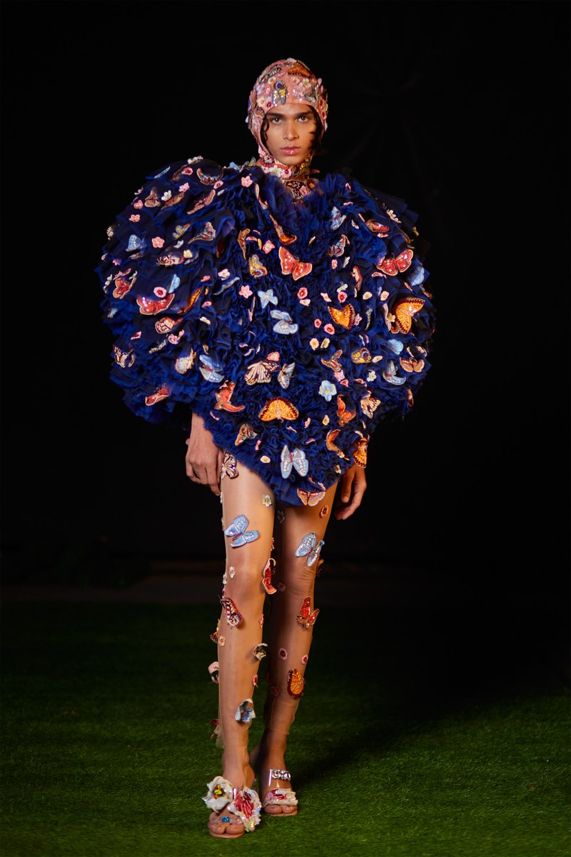 Vogue Runway (@voguerunway) on Twitter photo .<a href="/RahulMishra_7/">Rahul Mishra</a>'s spring 2022 couture collection is here. See every look: vogue.cm/HkIDljd .<a href="/RahulMishra_7/">Rahul Mishra</a>'s spring 2022 couture collection is here. See every look: vogue.cm/HkIDljd