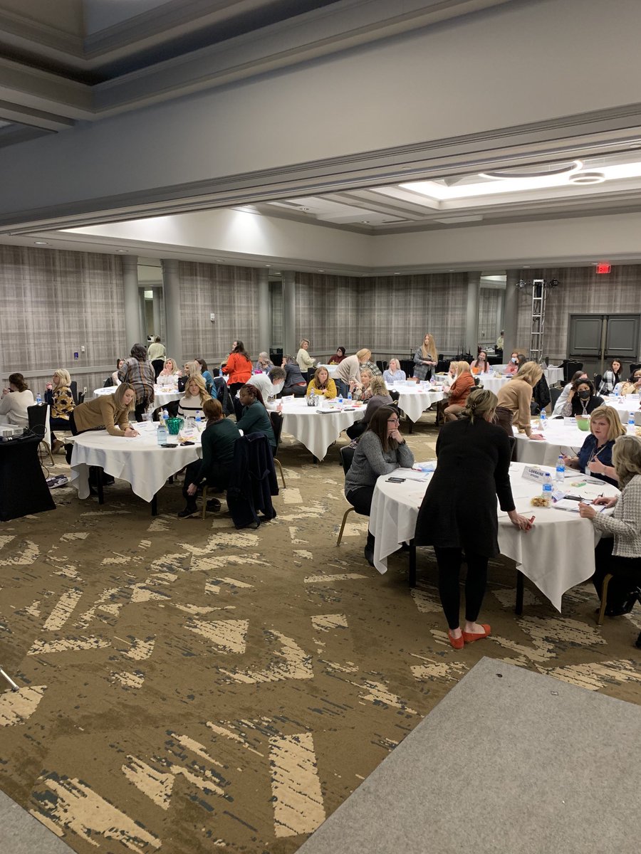 Welcome and congratulations to our new cohort 5 members of Kentucky Women in Education Leadership.  #KASAKWEL22