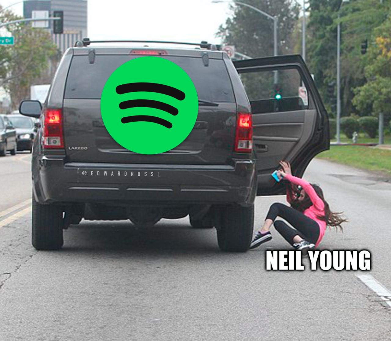 FKDyOQdUYAErwS_?format=jpg&name=large