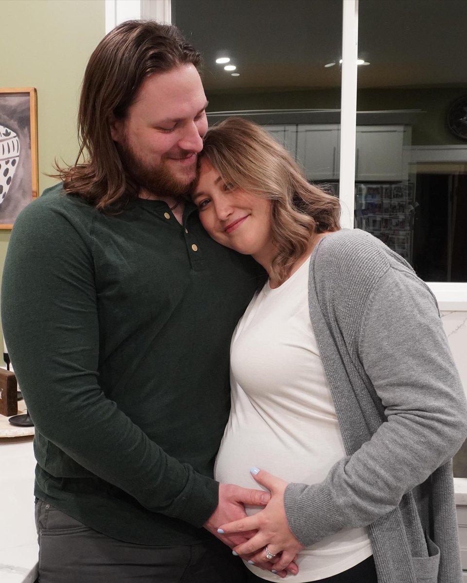 Mrs. Ricky tweet media