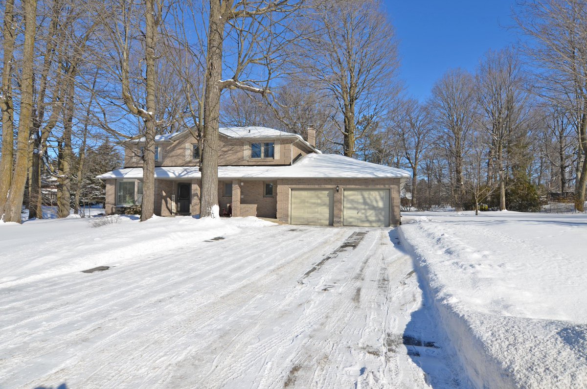JamieMcRemax's tweet photo. 🔥HOT NEW LISTING🔥
2 Beechnut St. Mono
Offered at $1,369,900
#JamieMcGinty #Remax #RemaxHallmark #NewTecumseth #Alliston #Allistonhomes #Beeton #Orangeville #mono #monocliffs #RealEstate #Realtor #Realty #ForSale #JustListed #NewHome #HouseHunting #HomeSale #HomesForSale https://t.co/yMq99I5cSD