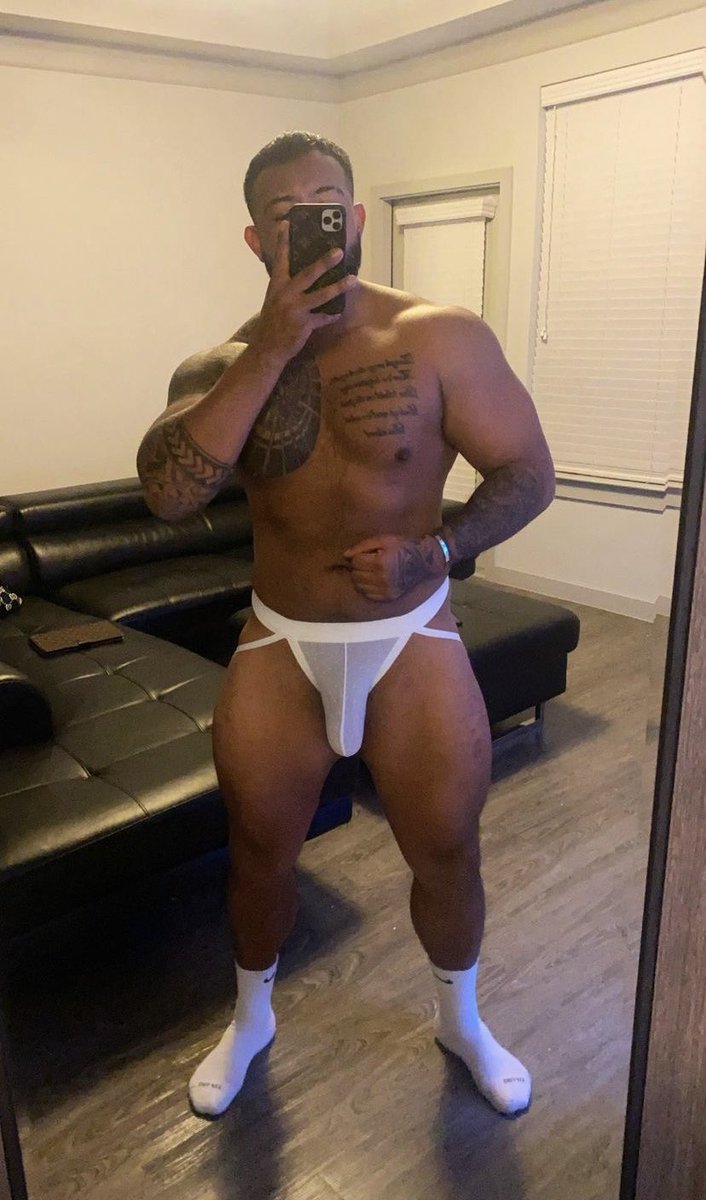 One of the many papis you can find on my Onlyfans cum see more https://only...