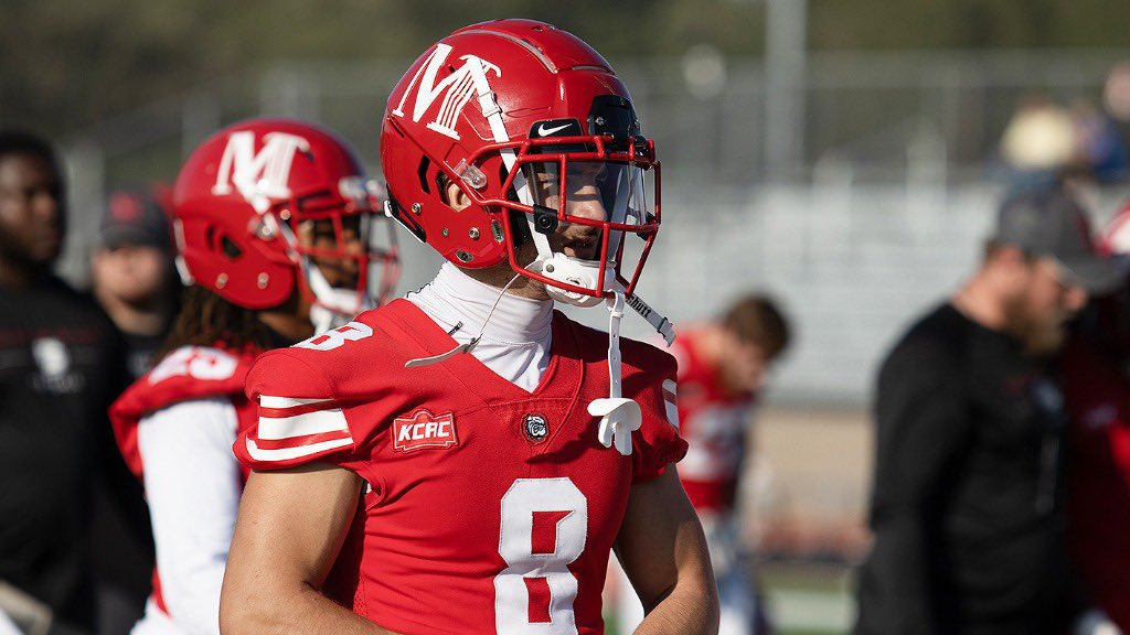 Blessed to announced that I have received an offer from <a href="/MACBulldogsFB/">McPherson Football</a> Big thank you to <a href="/CoachJFisc/">Coach Fiscus</a> and the rest of the coaching staff for the opportunity! <a href="/TrustMyEyesO/">⭕️FFERTUNITY</a> <a href="/FlightSkillz/">Coach Flight</a> @Cam_Griffey <a href="/d_hatcher80/">Coach Hatcher</a> <a href="/CoachDEllis1914/">Coach Dom Ellis M.Ed.</a>