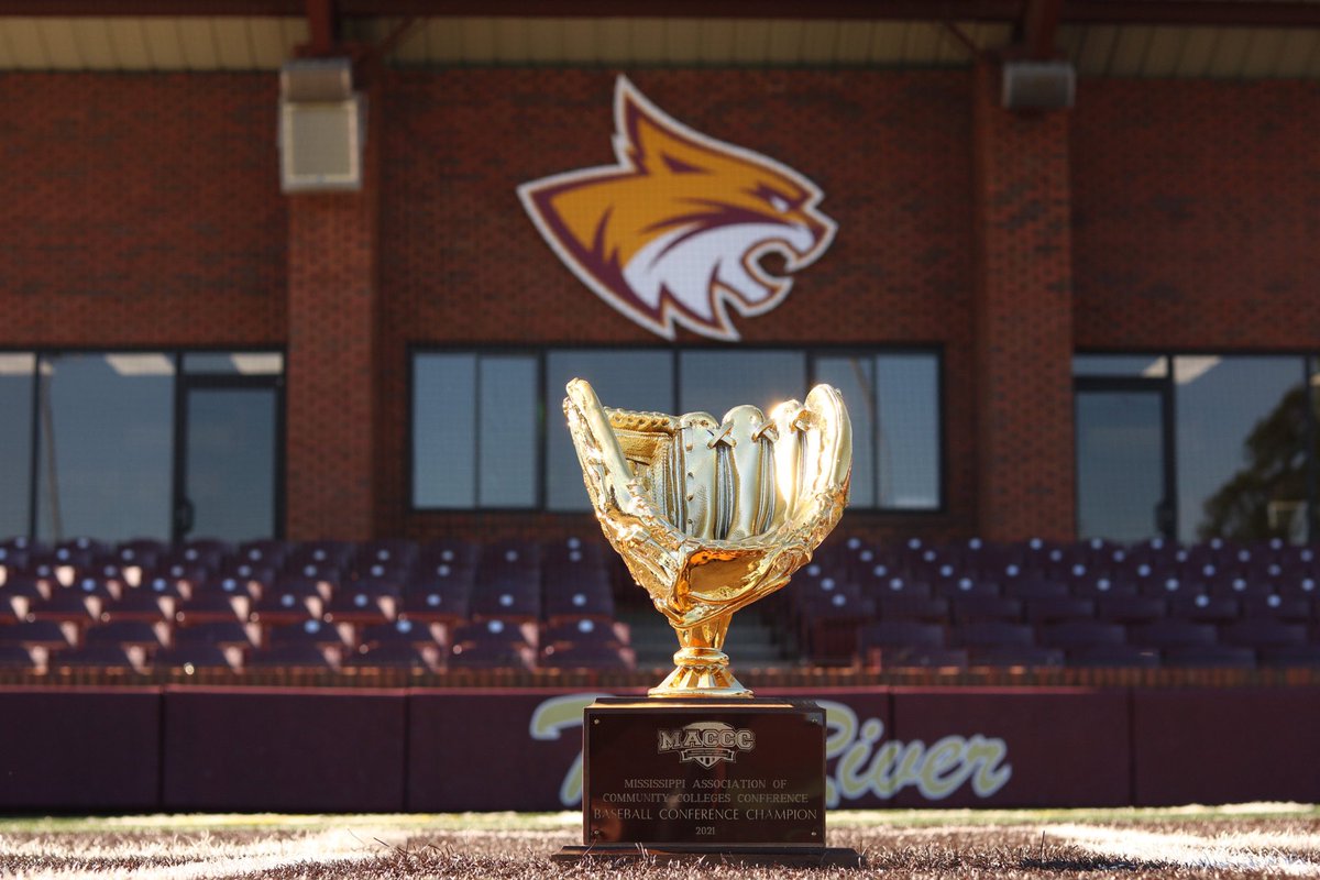 JPRobertson10's tweet photo. After a lot of thought and prayer I am exited to announce that I will be continuing my athletic and academic career @PRCC_Baseball. I would like to thank my family, teammates, and coaches for helping me earn this opportunity.                  @GM_BASEBALL @goldenspikesbc https://t.co/sHltmi88xr