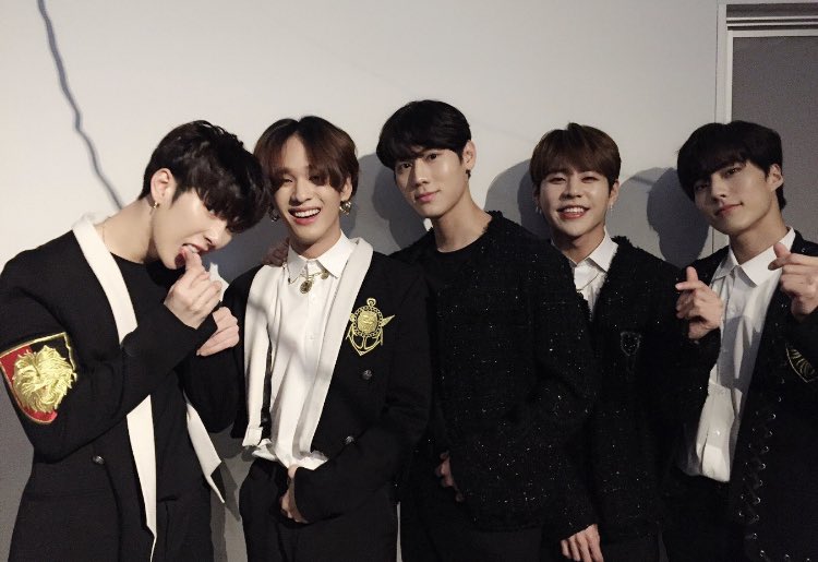 DailyKimTaeho's tweet photo. Cheers 🥂 to 6 years with #IMFACT!
Love you guys! 💕
#6YearsWithIMFACT #IMFACT6thAnniversary
#IMFACT #임팩트 #Jian #Jeup #Taeho #LeeSang #Ungjae https://t.co/DQFWcVAuVG