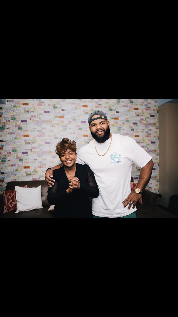 Happy Bday to the Queen 👑 <a href="/IAMANITABAKER/">Anita Baker</a>