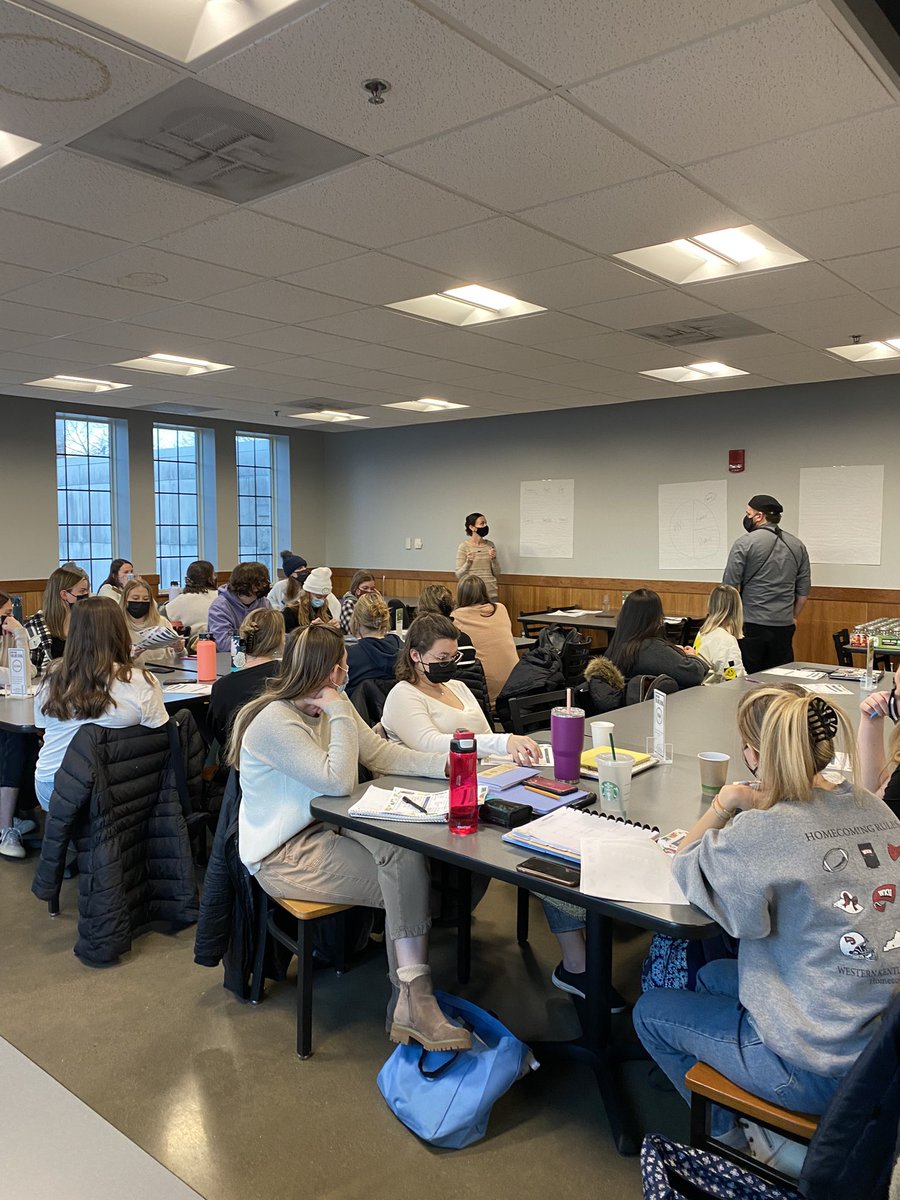 Angela Mager tweet media