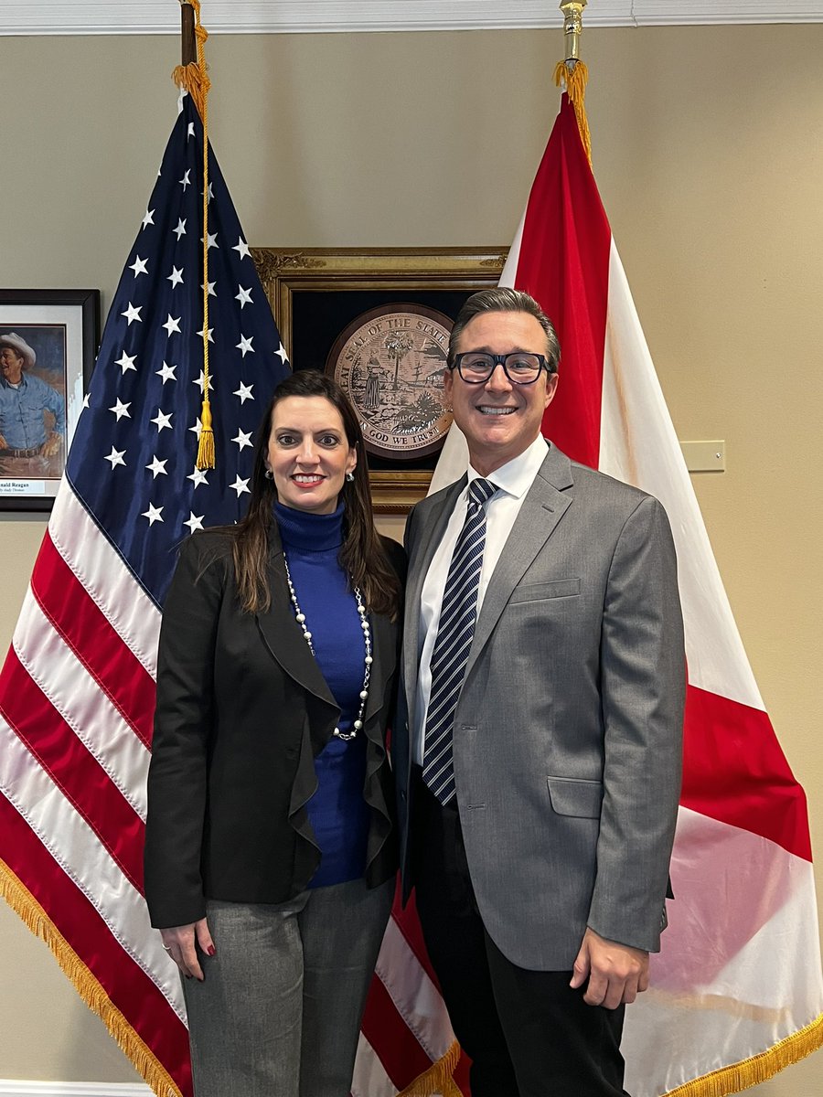 SenReneGarcia's tweet image. Thank you @LtGovNunez for your advocacy but more importantly your commitment to bringing an end to human trafficking in Florida. If you have information regarding suspected Human Trafficking in Florida please call the Abuse Hotline 1-800-96-ABUSE or
1-888-373-7888.