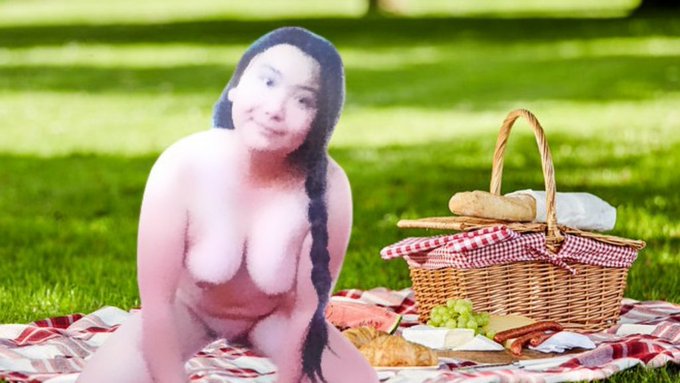 ⬇ A picnic just for YOU and ME😇 ⬇  https://t.co/Z7Fc1thkS8 https://t.co/hEp9XLfO1h