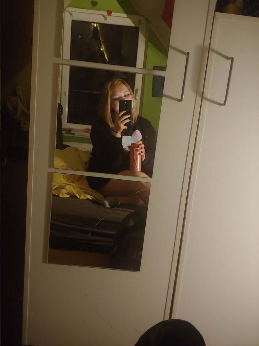 rayspnap's tweet image. ~°. °~ #bootwtselfieday ~°. °~
~°. °~ #nationalranbooday ~°. °~
We both be lookin pretty swagger

Retweets are hella cool :D