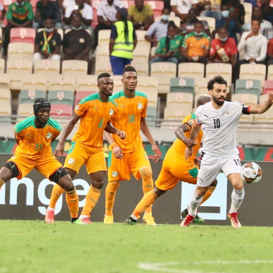SeneGabon's tweet photo. [Sport] #CAN 2021 : La Côte-d’Ivoire éliminée par l’Egypte 

L’Egypte a décroché sa qualification pour les quarts de finale, mercredi 26 janvier 2022. Les pharaons l’emportent aux tirs au but (0-0,4-5) face aux Éléphants.
#AGS
#AGS #Tv #Gabon #Sénégal
#ABONNEZ_VOUS_A_LA_PAGE https://t.co/VzHGhu6Asn