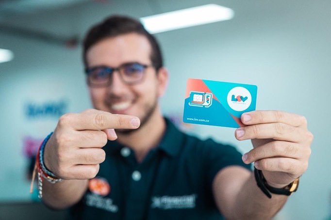 Finsocial (<a href="/finsocial_sas/">Finsocial SAS</a> )es #Lover 💙❤️

Gracias a mis amigos de #LOV por llevar a cada uno de mis colaboradores su sim card, con la cual estaremos ayudando a los niños que más lo necesitan. 

#ElAmorNosConecta #Finsocial #TelefoníaMovil