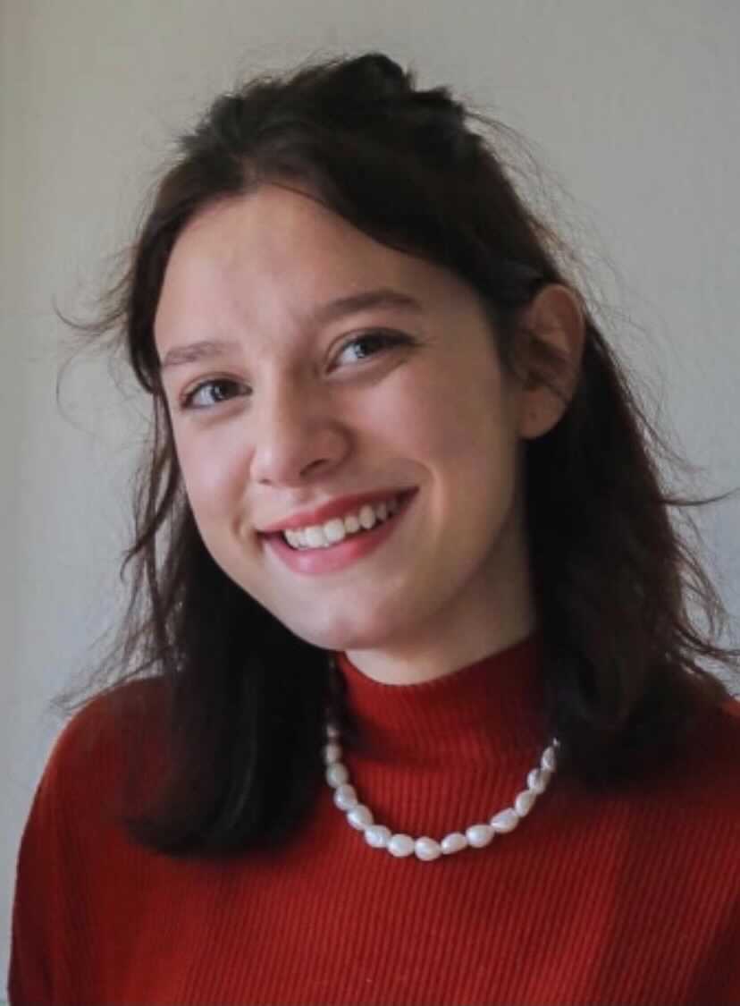 MEET OUR STAFF! 🌟

Ainsley Martinez is our Managing Editor! She is a sophomore professional media major minoring in pre-law and leadership. Her favorite part of The Vista is the freedom to report what’s important, locally and nationally, and the team she gets to work with!